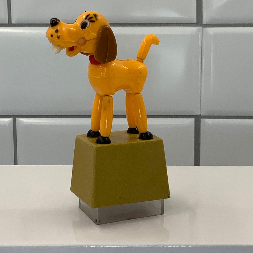 Vintage British Design Dog Pencil Sharpener Collapsible Push Button Toy 966701